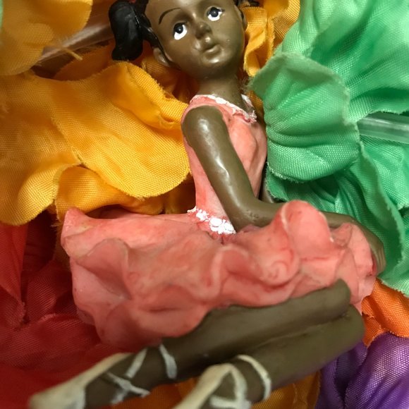 Ballerina Black/Afro-American Miniature Statue - Picture 7 of 16